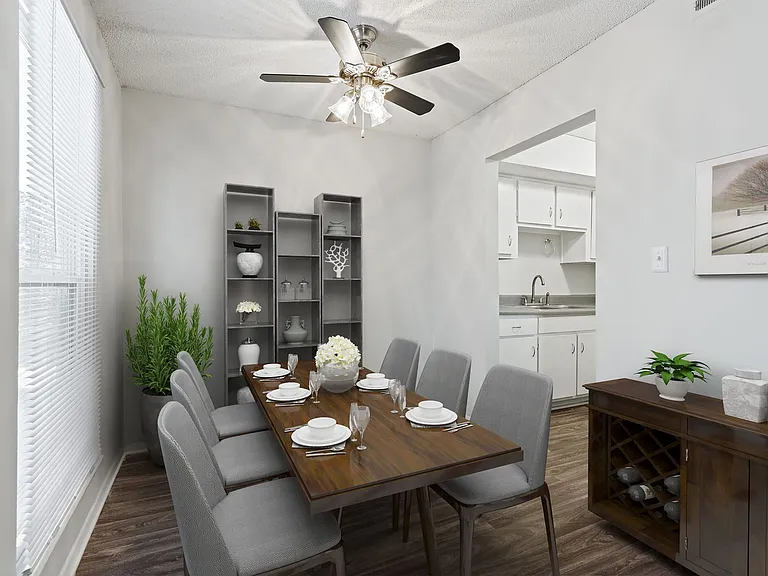 Hickory Ridge Apartments — Photo 8