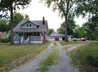 28907 Tracy Rd, Walbridge, OH 43465