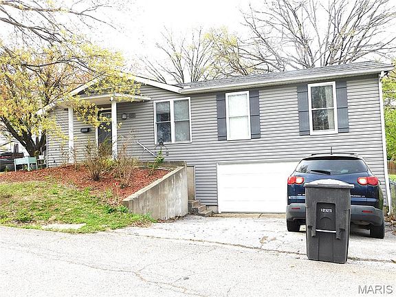 2nd image of 108 Juanita St