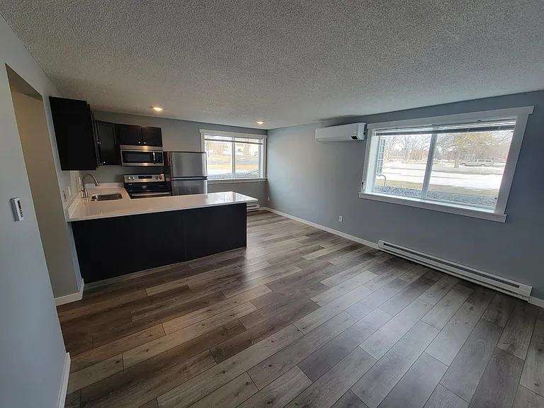 905 State St #1 — Photo 2