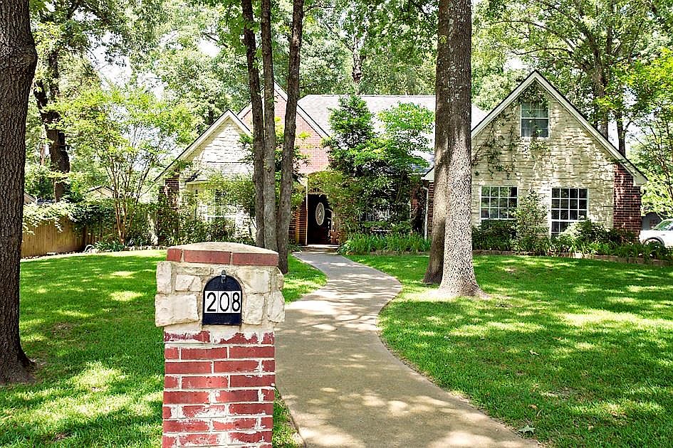 208 Louise Ln, Athens, TX 75751 | Zillow