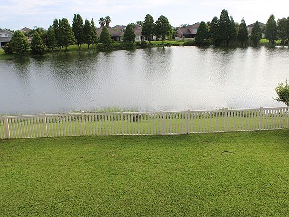 3rd image of 2498 Torrens Dr