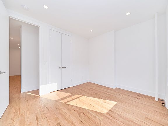 2nd image of 790 9th Ave APT 3S