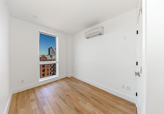 4th image of 200 Linden Blvd #G