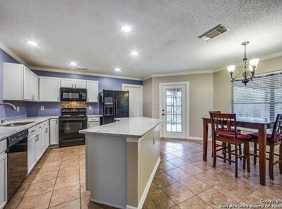 5th image of 10502 Stone Creek Pl