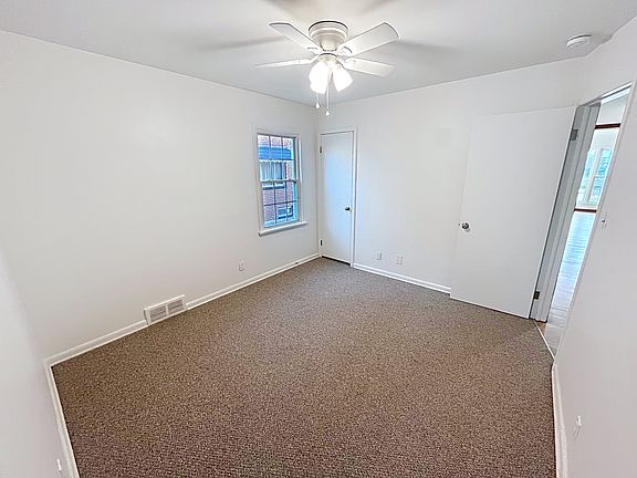 2nd image of 18411 Chagrin Blvd #1
