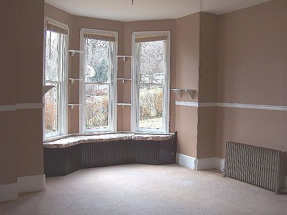 Dining Room w/Bay Window
