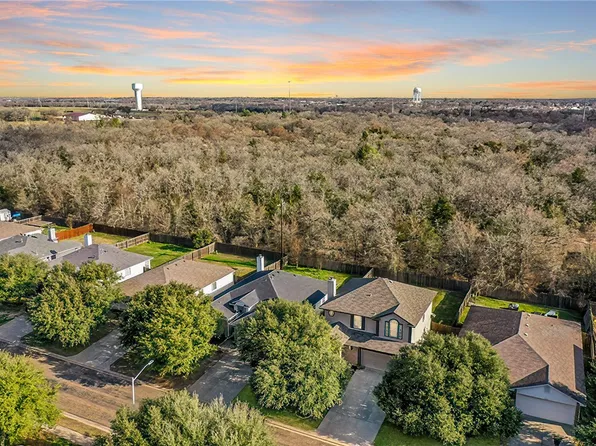 15125 Faircrest Dr, College Station, TX 77845