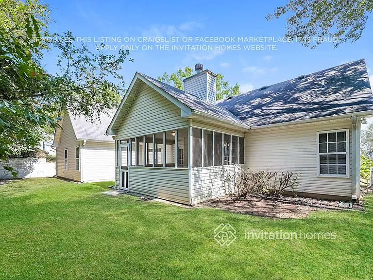 2990 Lenora Springs Dr — Photo 17