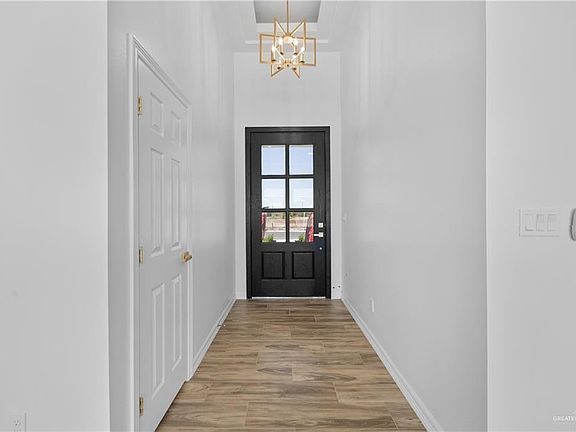 4th image of 3620 Makayla St