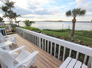3960 NE Breakwater Dr, Jensen Beach, FL 34957