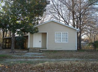 307 W 7th St, Ada, OK 74820