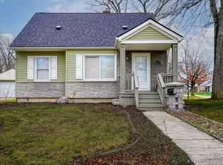 32279 Carlisle Pkwy, Wayne, MI 48184