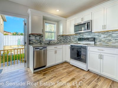 128 175th Ave E #EAST, Redington Shores, FL, 33708