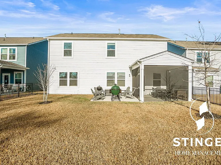 1174 Danner Dr — Photo 32