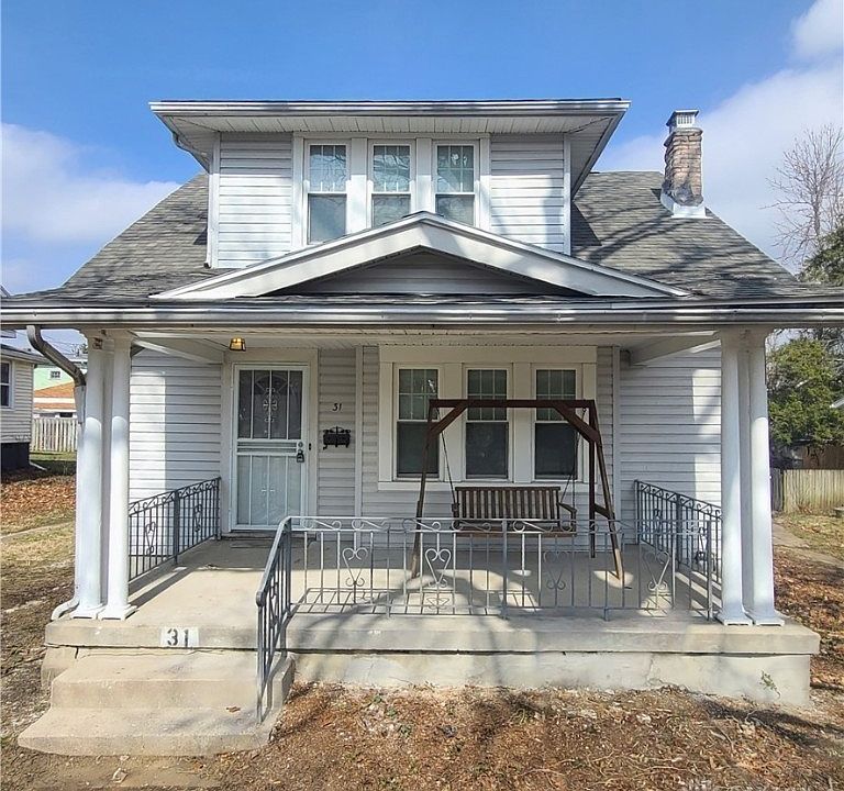 1st image of 31 Sandhurst Dr