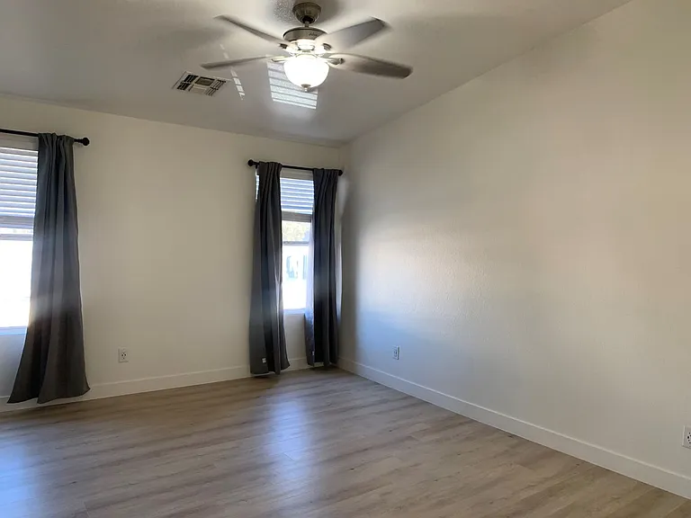 1961 N Hartford St #1185 — Photo 14