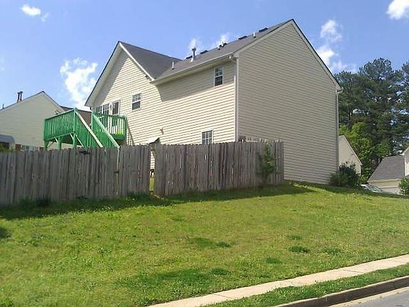 4th image of 2203 Gwinn Dr