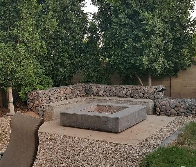 Backyard fire pit