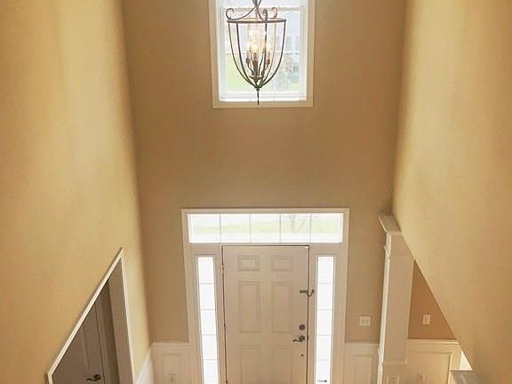 2nd image of 6 Kendall Ct #75