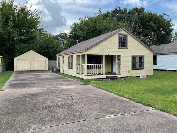 2113 3rd Ave N, Texas City, TX 77590