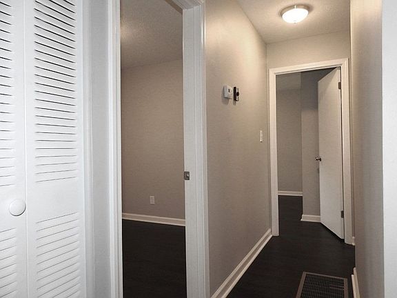 5th image of 7505 Edenroc Ln