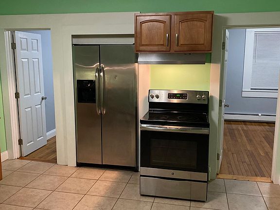 5th image of 4 Sherman St #1