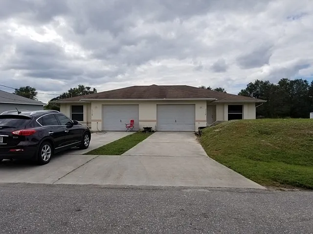 1116-1118 Ichabod Ave S