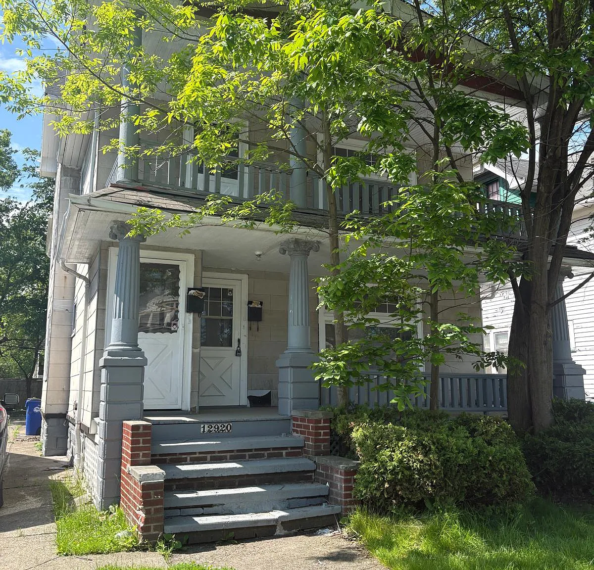 2 bed, 1000 sqft, $1,000 — Photo 1
