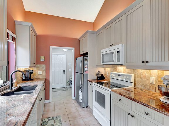 5th image of 2895 Eagle Lane