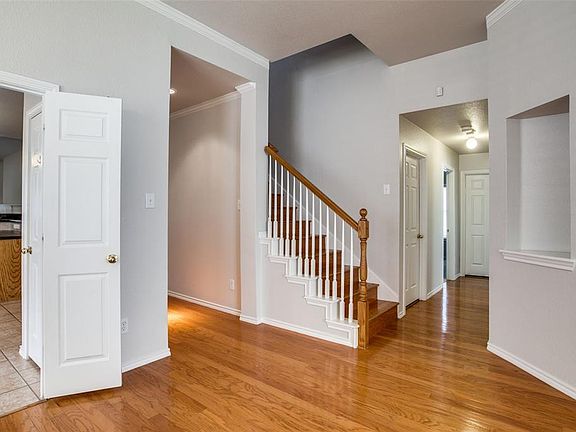 5th image of 5616 Sundance Dr
