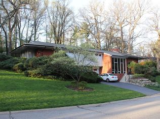 20 Clif Side Dr, Saint Louis, MO 63122