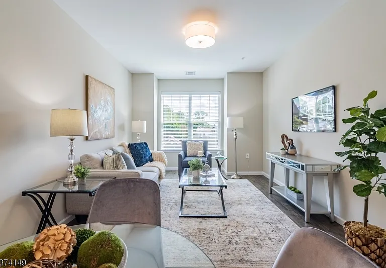 54 N Main St #301 — Photo 2