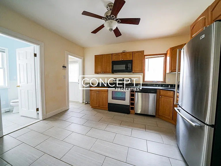28 Winslow Rd #1 — Photo 3