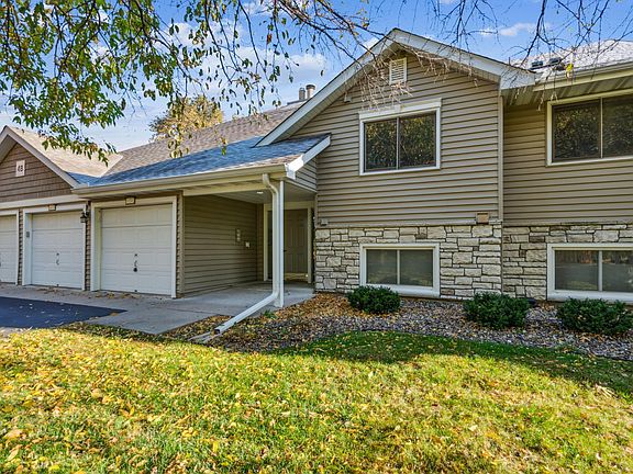 3rd image of 14372 Fairway Dr #0