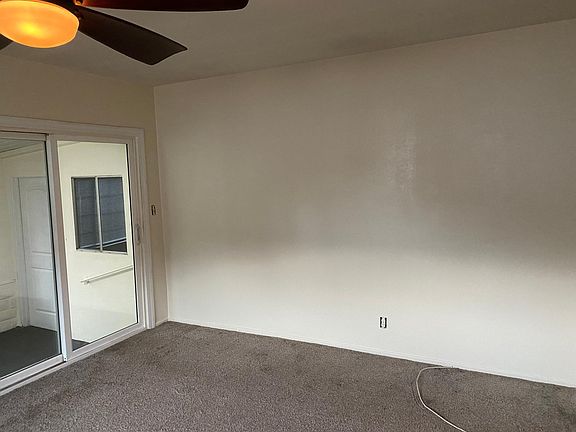 5th image of 1329 Portola Ave