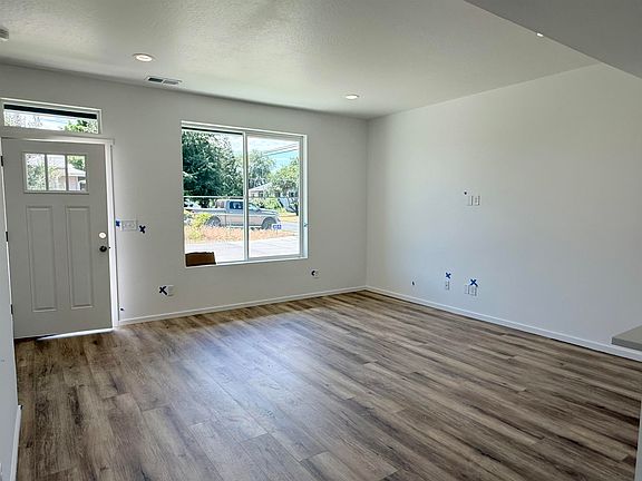 3rd image of 9503 E Michielli Ln