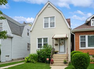 4718 W Waveland Ave, Chicago, IL 60641