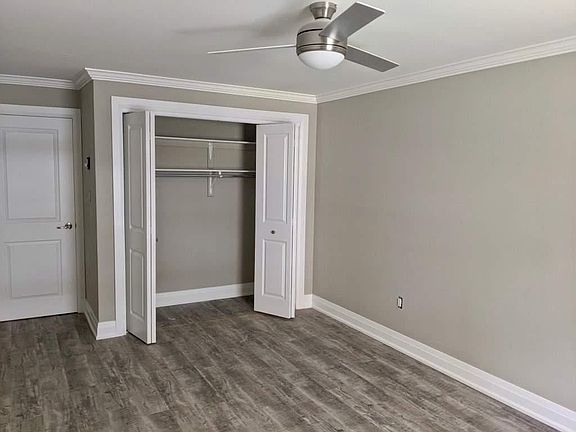 3rd image of 26 Spencer St E #206