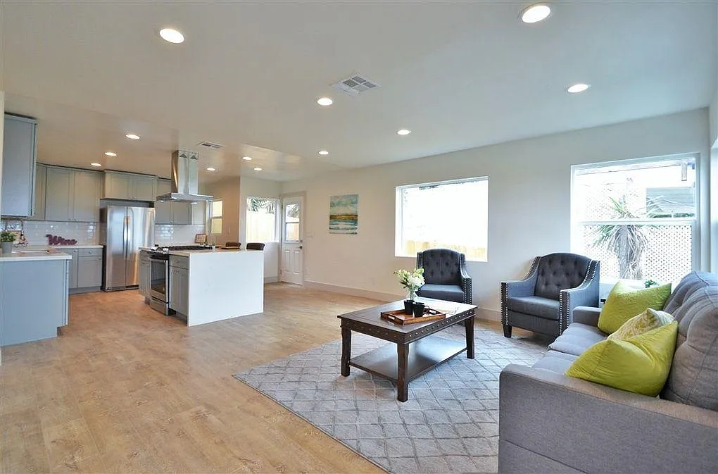 4525 Westview Dr — Photo 4