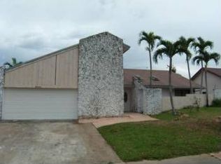 6821 NW 45th St, Lauderhill, FL 33319