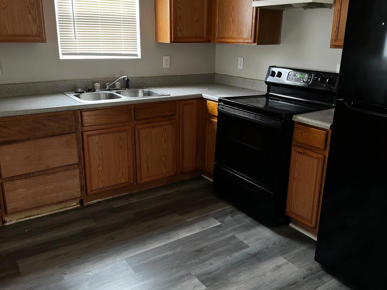 5005 Oakley Commons Boulevard — Photo 3