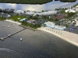421 Bahia Beach Blvd, Ruskin, FL 33570