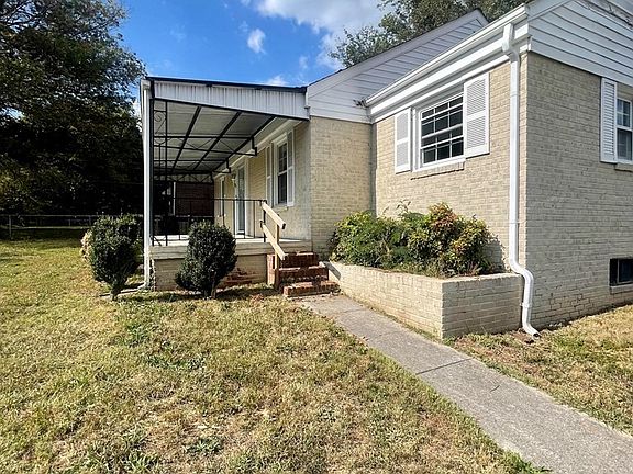 3rd image of 216 Juniper Ave
