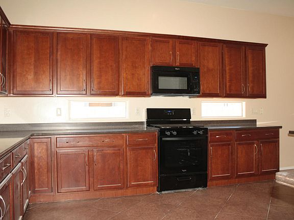 4th image of 7837 W Edgeridge Ct