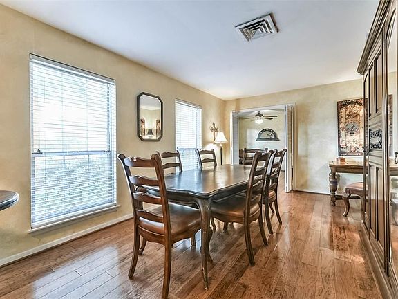 5th image of 8514 Dashwood Dr