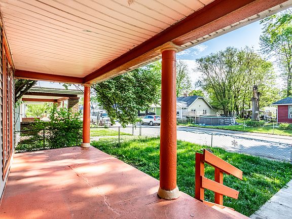 4th image of 2114 Sugar Grove Ave