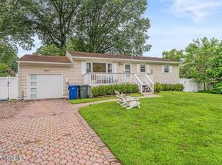 188 Belmar Ave, Oakhurst, NJ 07755