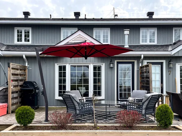 139 Lakeshore Rd E #6, The Blue Mountains, ON L9Y 0N1