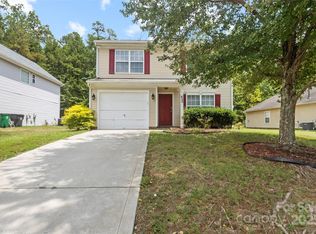 632 Pawley Dr, Charlotte, NC 28214